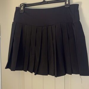 Cute pleated golf skirt worn once. Great condition